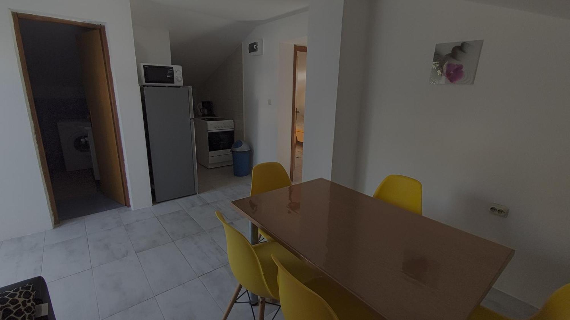 Apartman Tea Karlobag Exterior foto